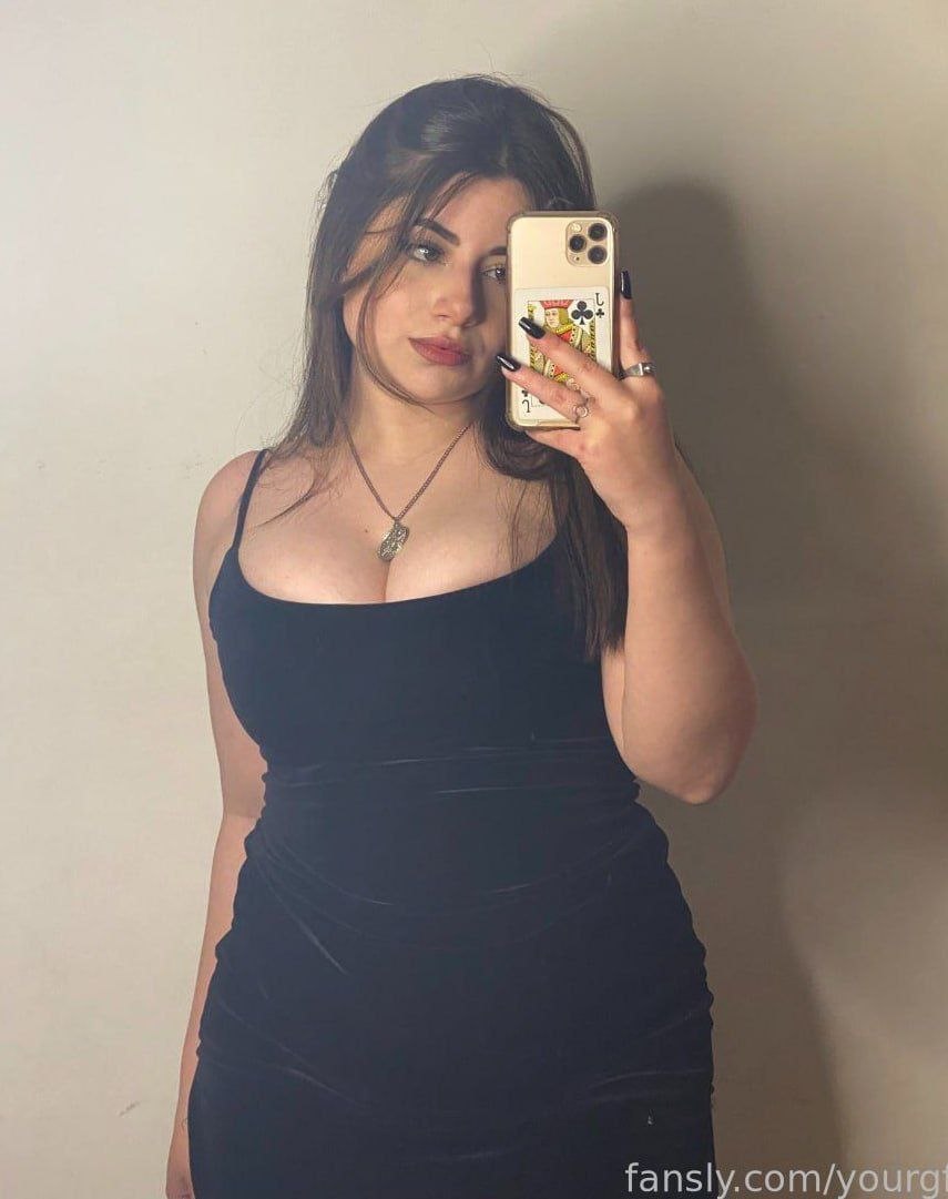YourGirlFriendVal
